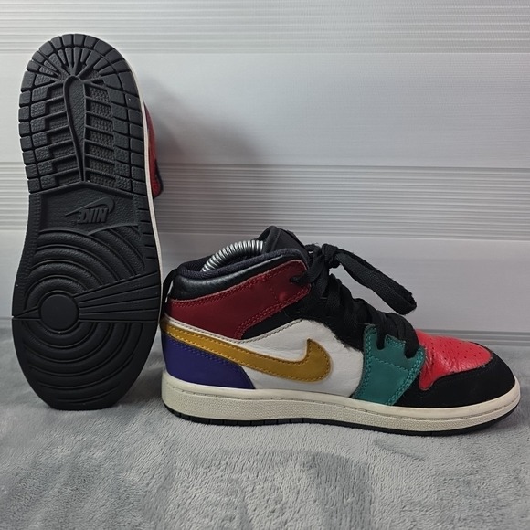 Air‎ Jordan 1 Mid Retro Size 4.5Y - Picture 5 of 8